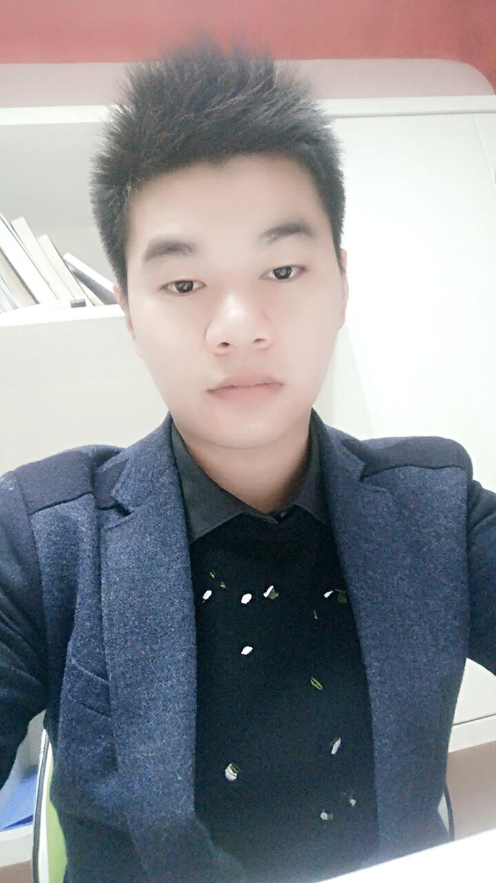 护肤顾问姜磊是真的有这个人吗? 带你深入认识姜磊老师,认识伊的家!